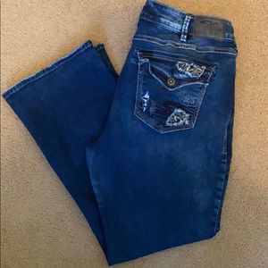 Women’s Silver Jeans. Avery, bootcut.
